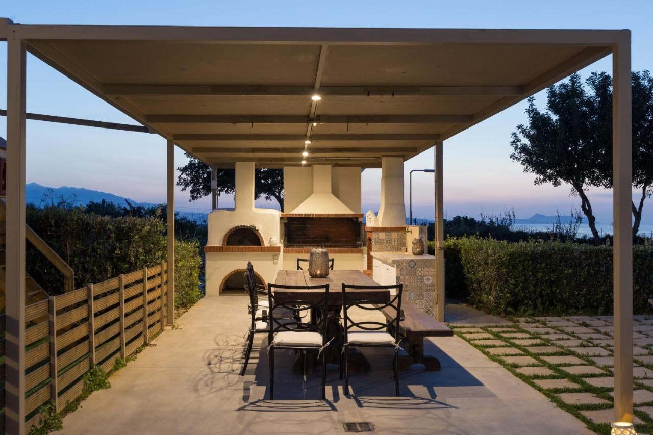 Lux Villa Mia With Heated Pool, 2Km To Beach & Childrens Area! Mikro Metochi Luaran gambar