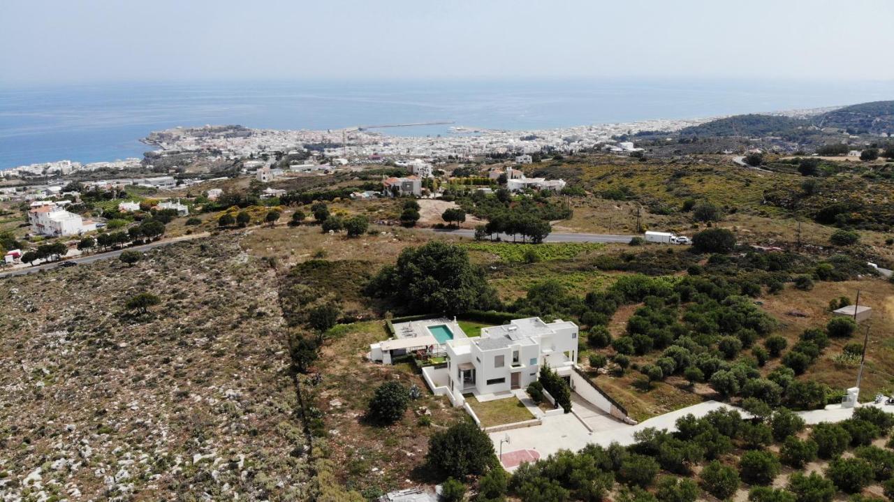 Lux Villa Mia With Heated Pool, 2Km To Beach & Childrens Area! Mikro Metochi Luaran gambar